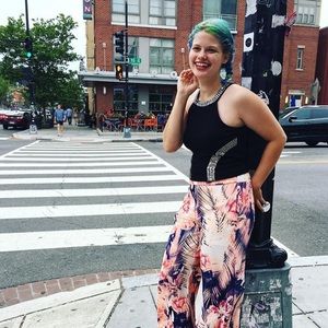 Guess jewel crop top